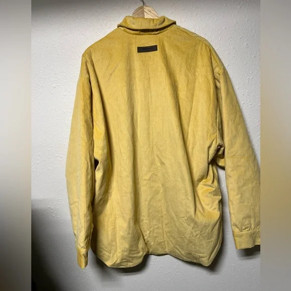 NWT Fear of God Essentials Men’s Size Small‎ - Picture 3 of 7